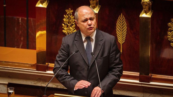 Депутат: `Это уже не внутреннее дело Франции`